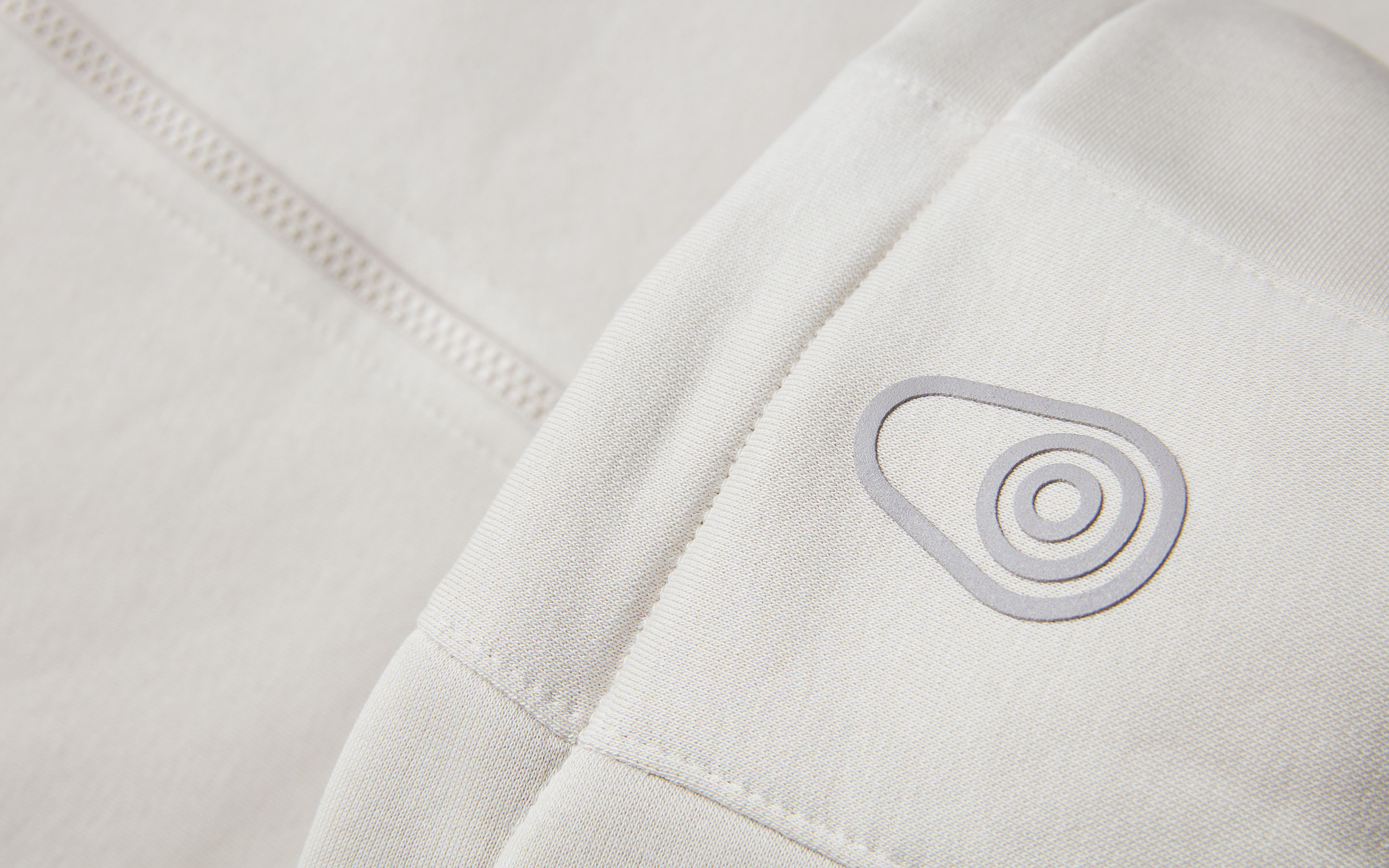 BOWMAN LOGO ZIP HOOD